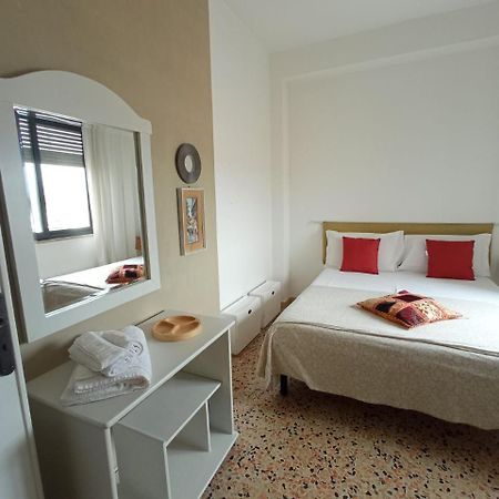 Myhouse Olbia Exterior foto