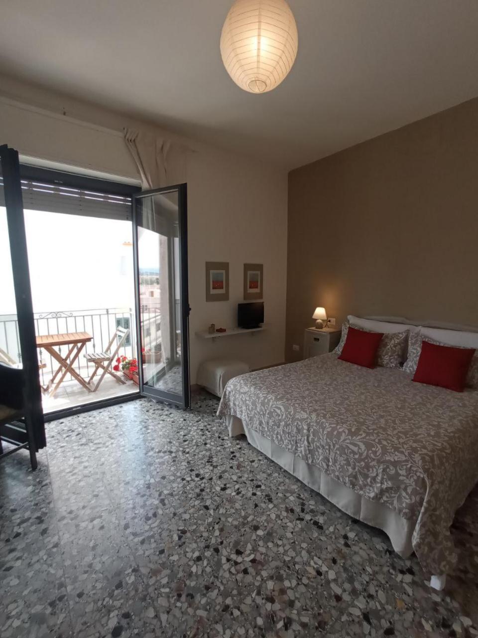 Myhouse Olbia Exterior foto