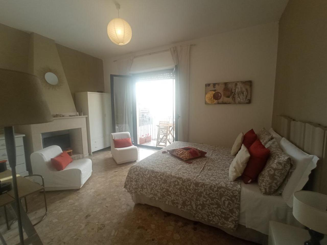 Myhouse Olbia Exterior foto