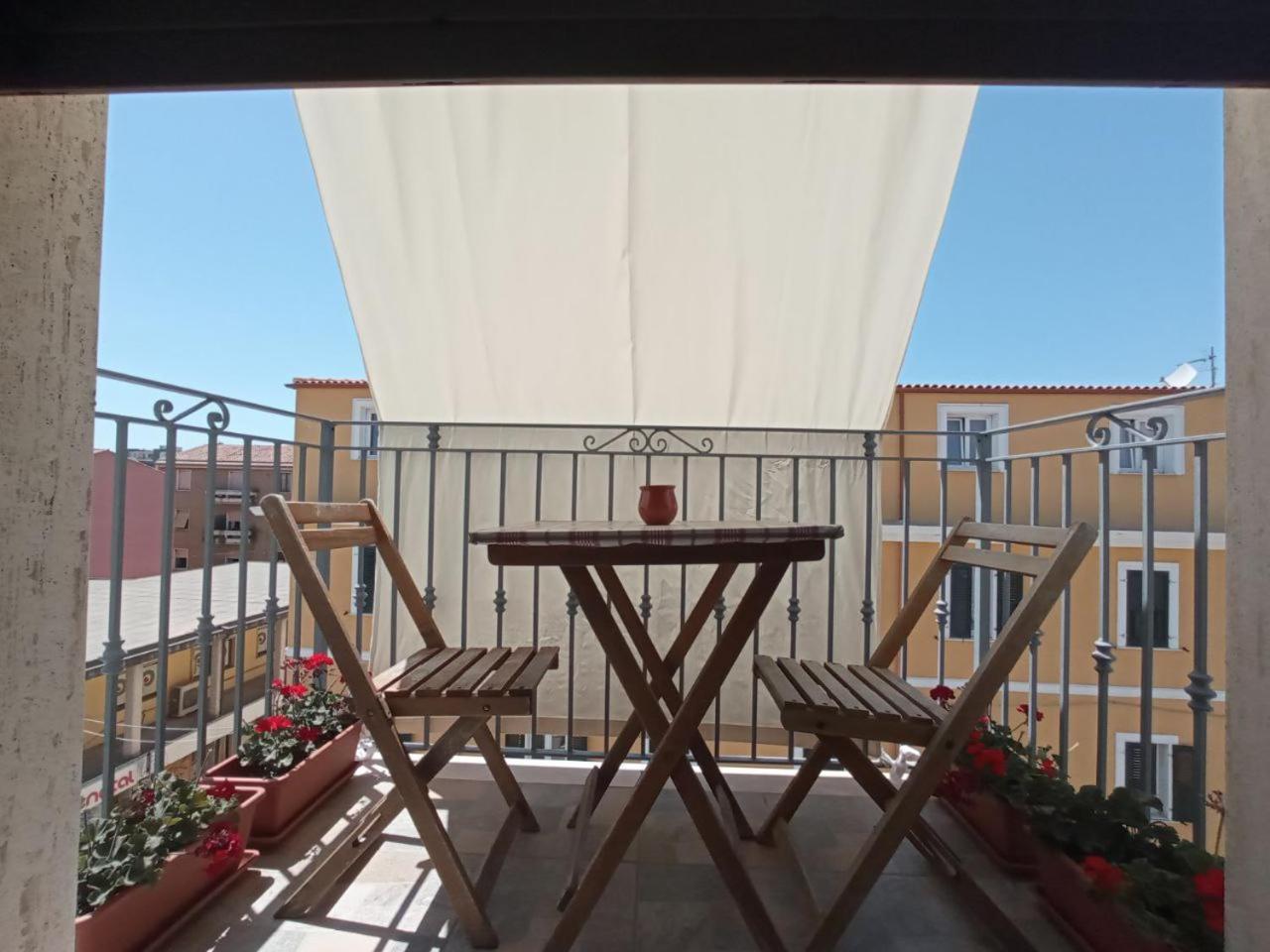 Myhouse Olbia Exterior foto